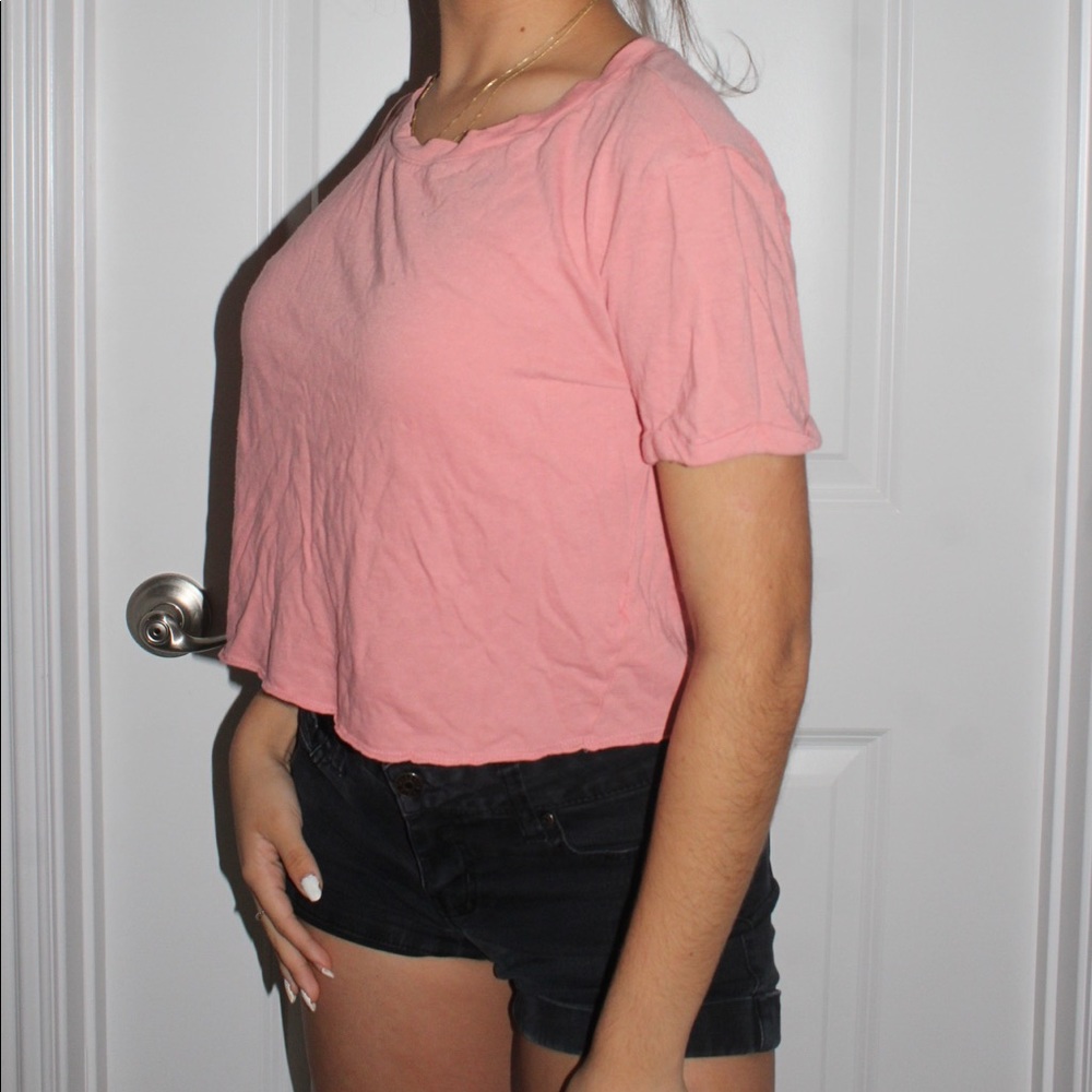 Cropped Pink T-shirt